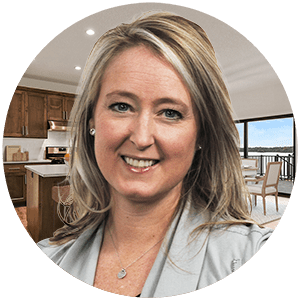 KC photo circle Photo BG Kathryn Webb