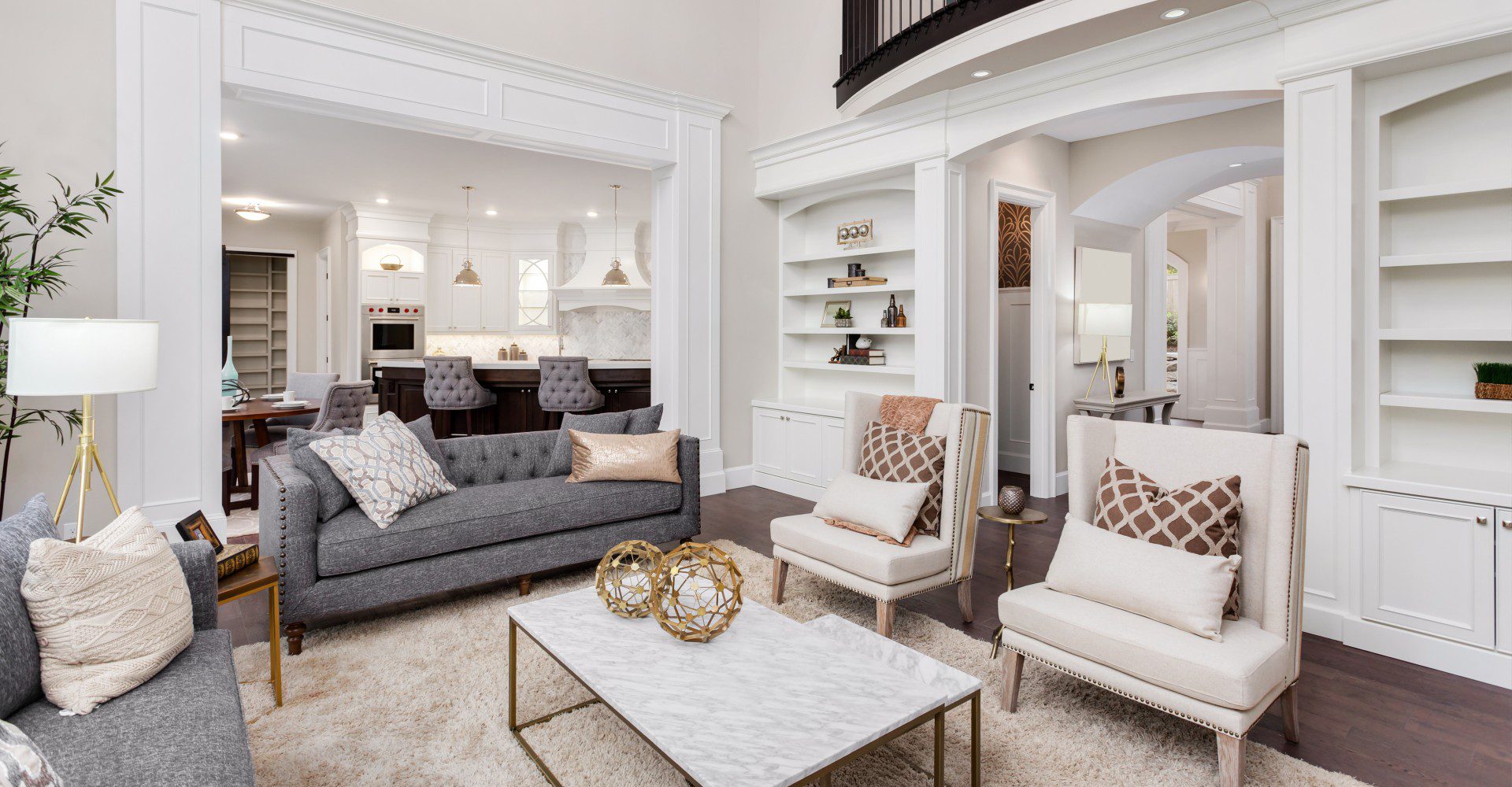 luxury homes in plymouth