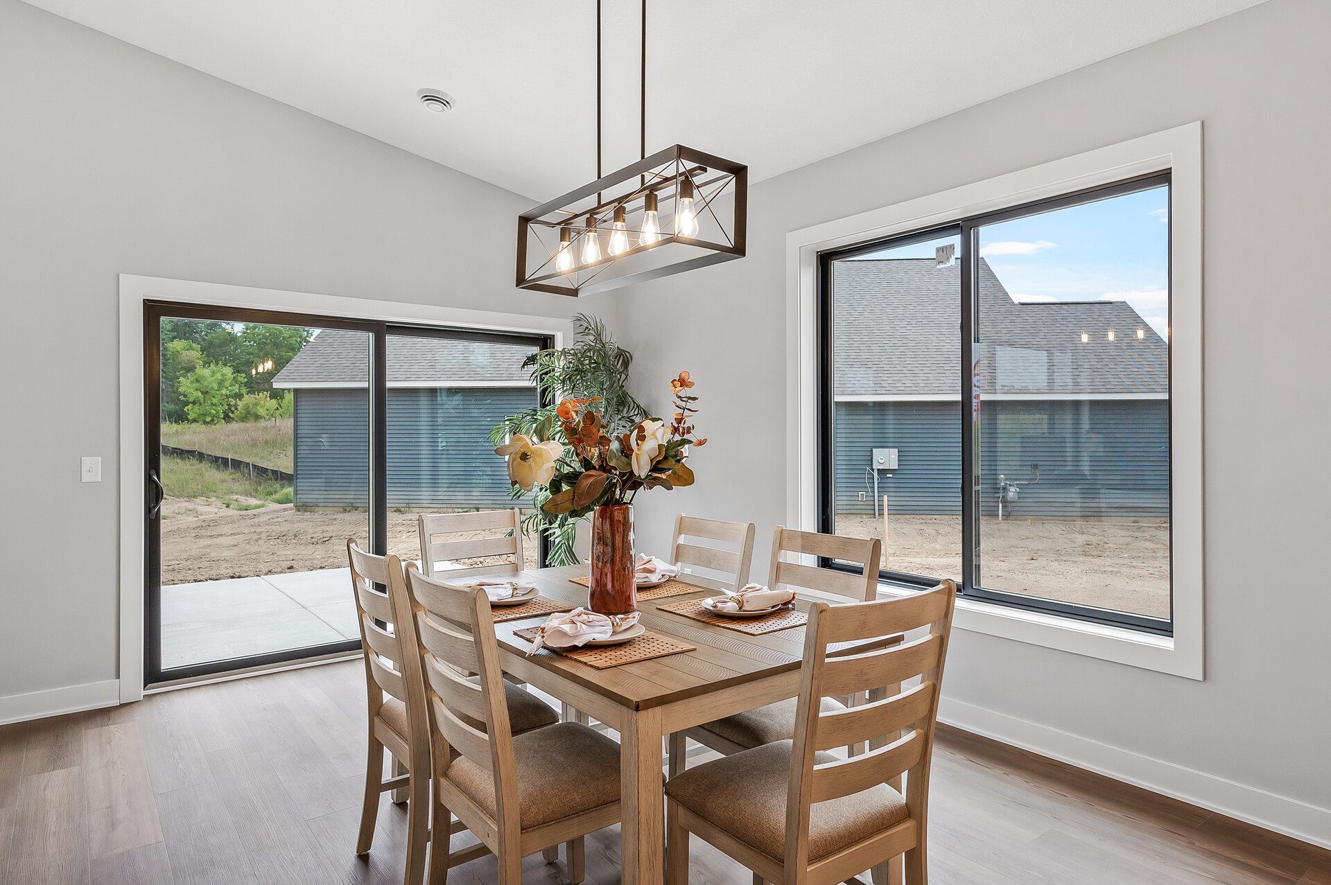 17_31654_Newport17_mls