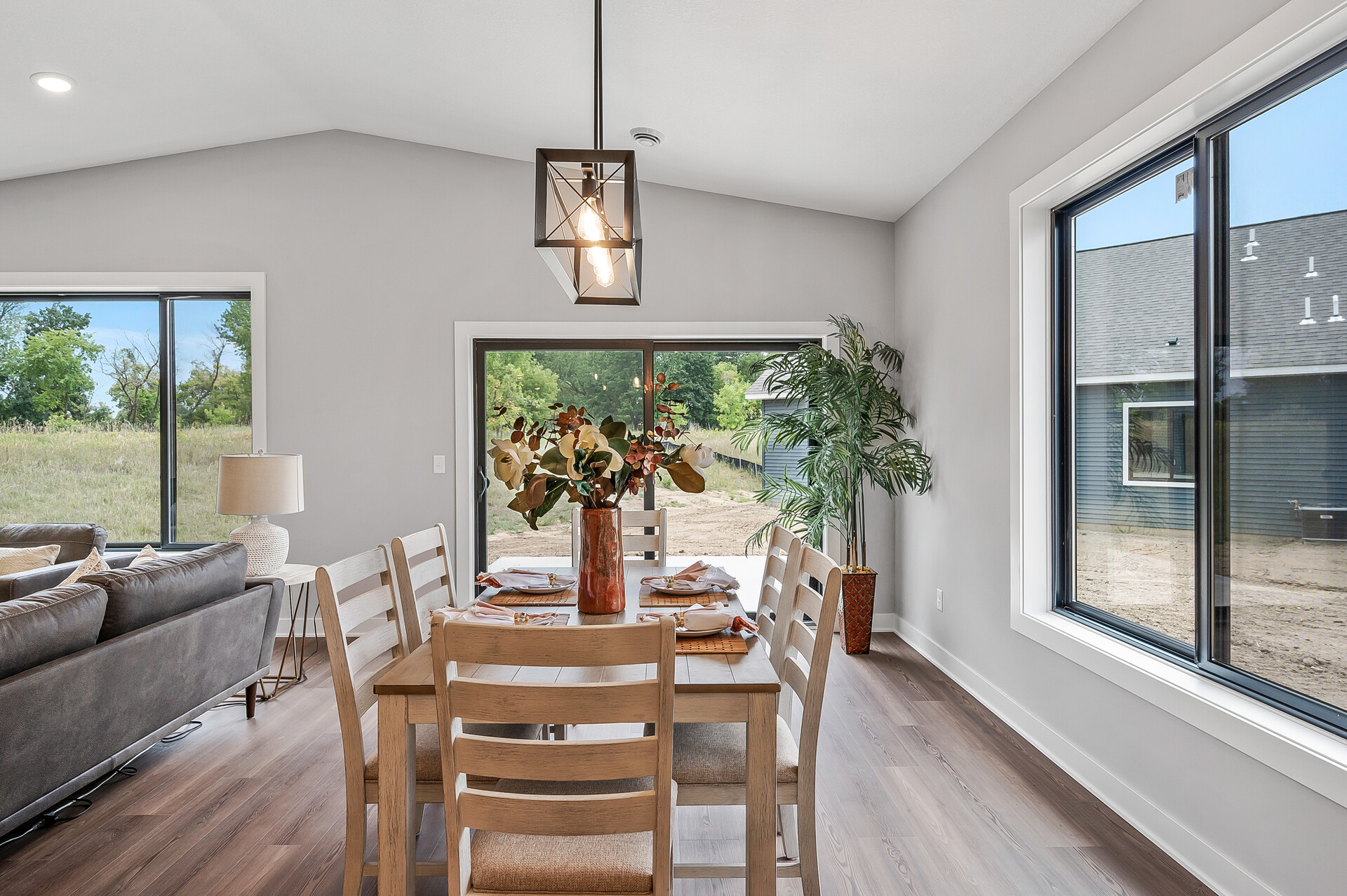 18_31654_Newport18_mls