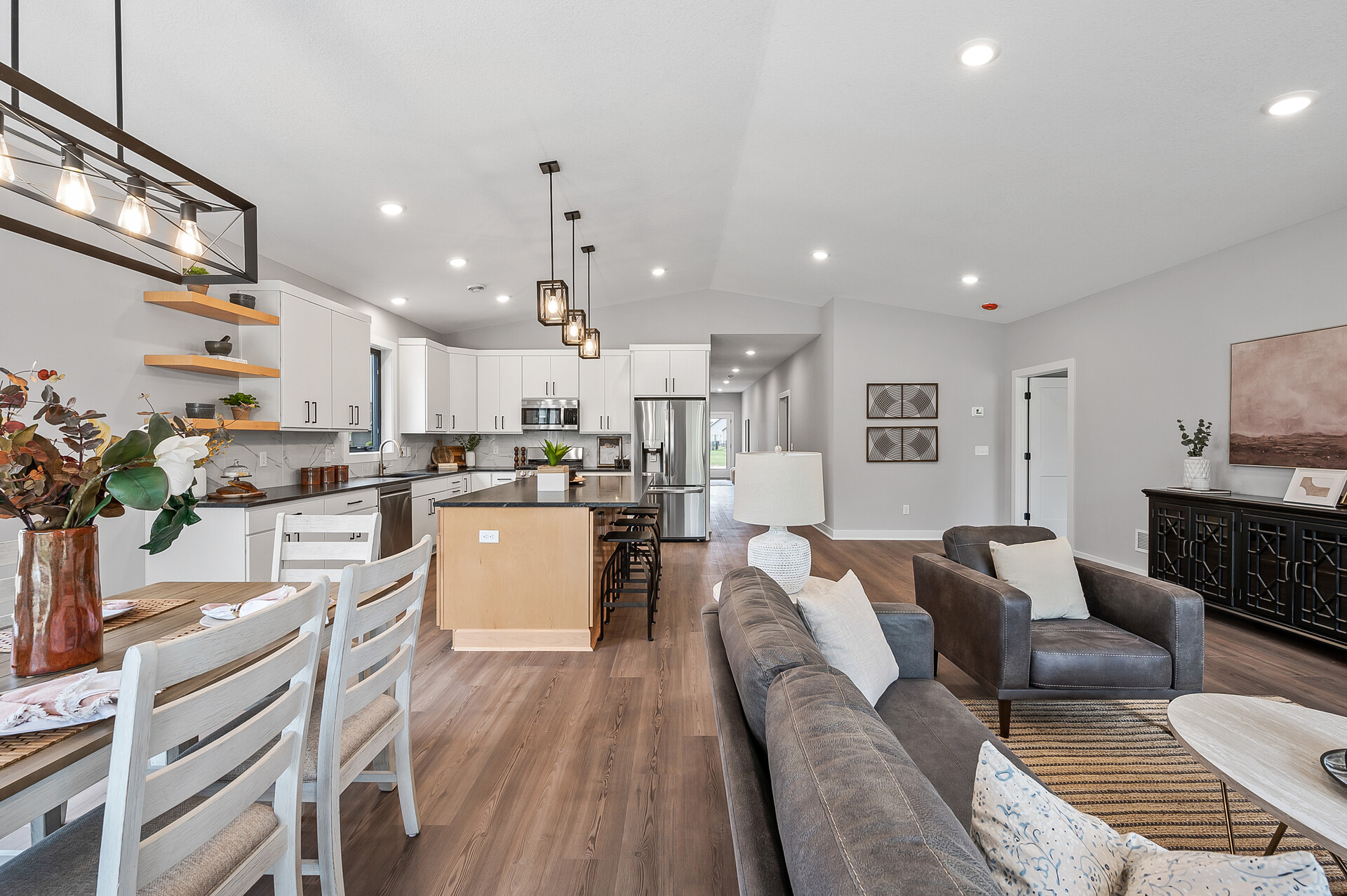 25_31654_Newport25_mls