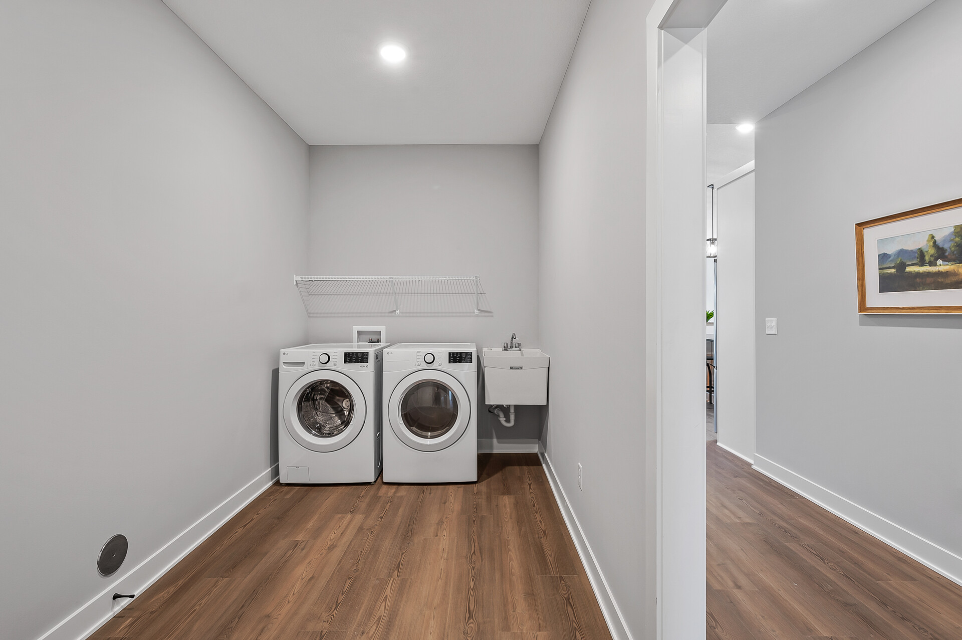 42_31654_Newport42_mls