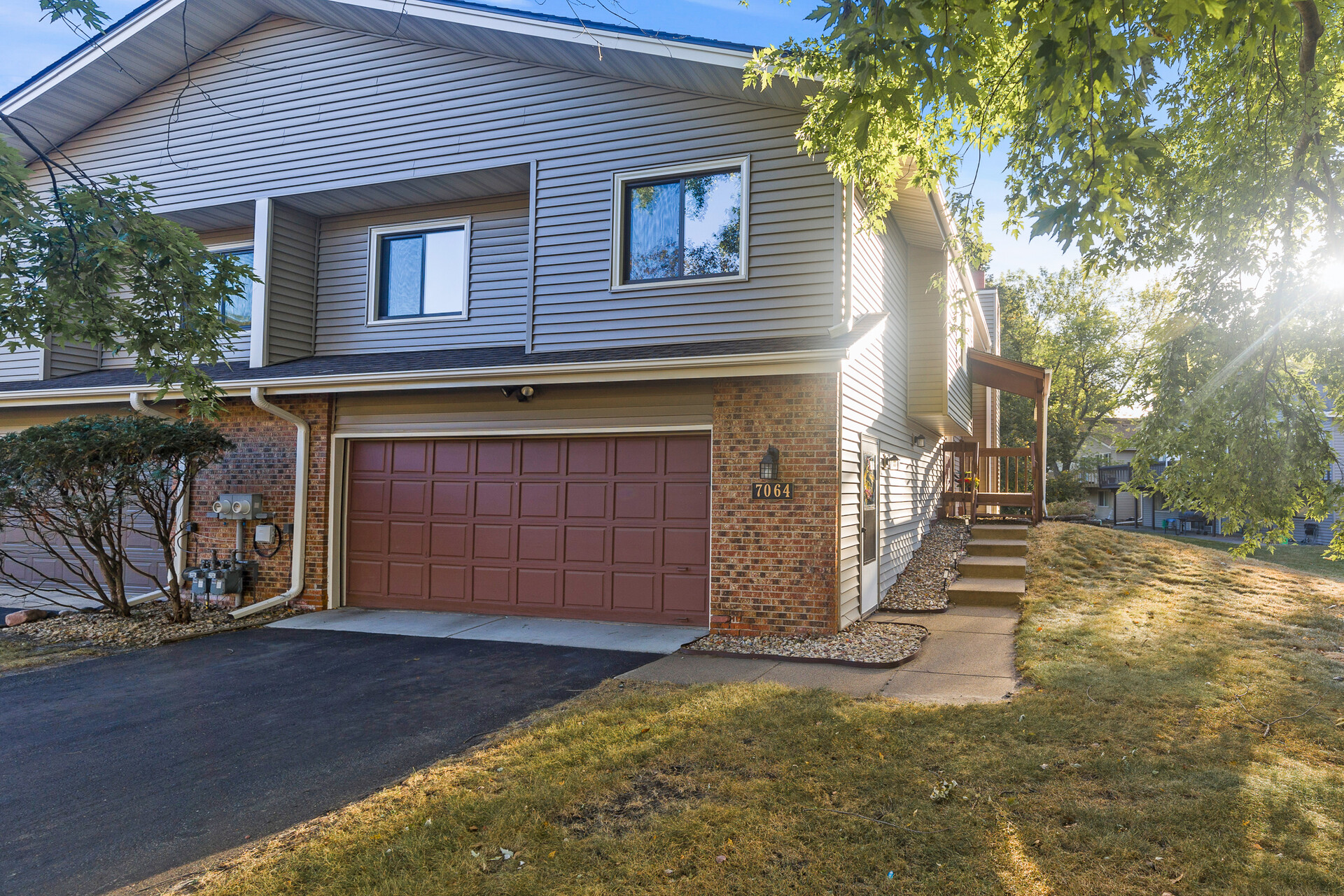 04 7064 Unity 14 mls