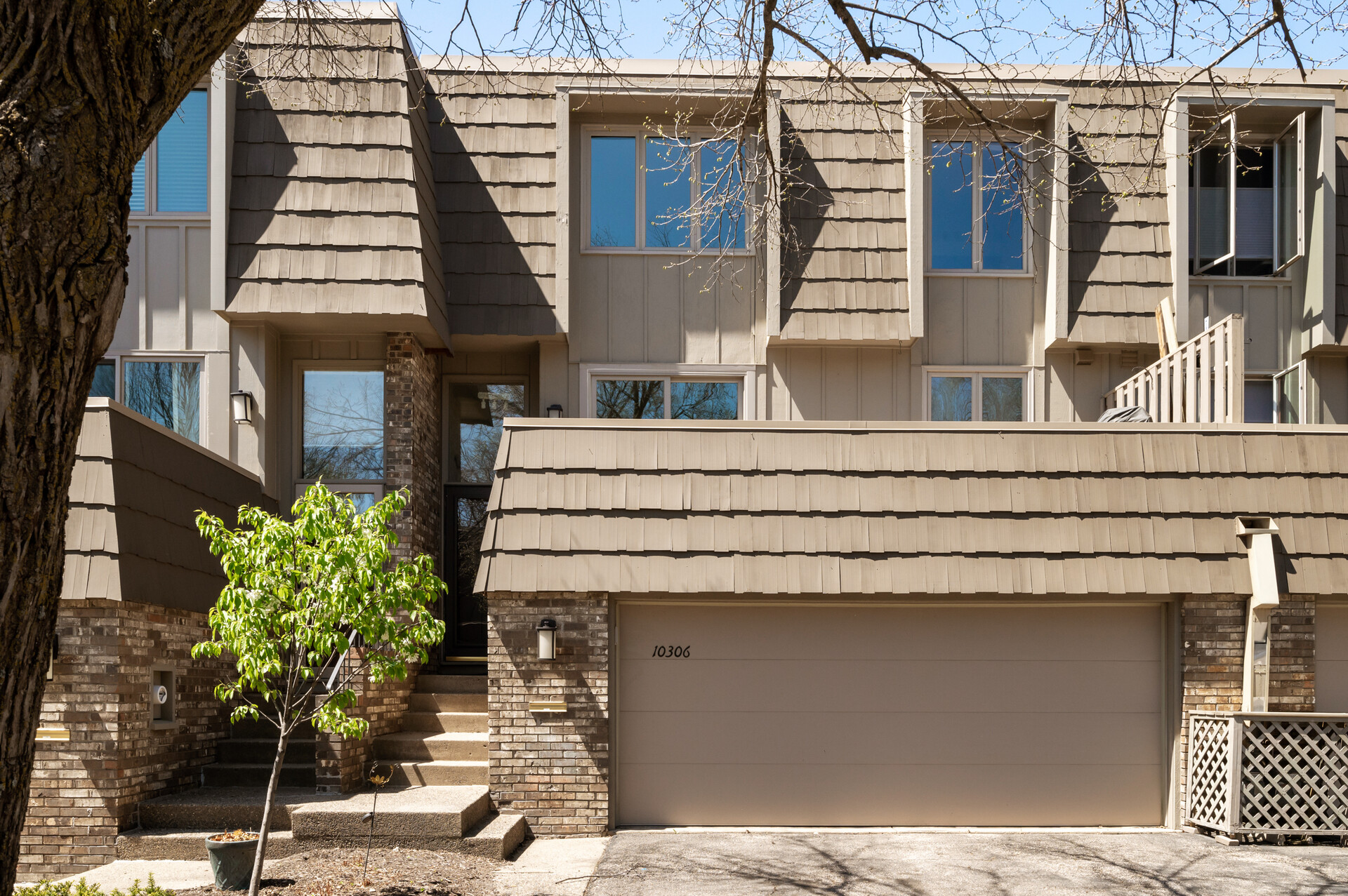 01 10306 Berkshire1 mls