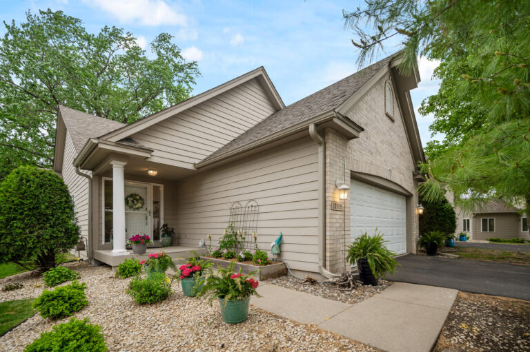 01 11939 Tiffany1 mls