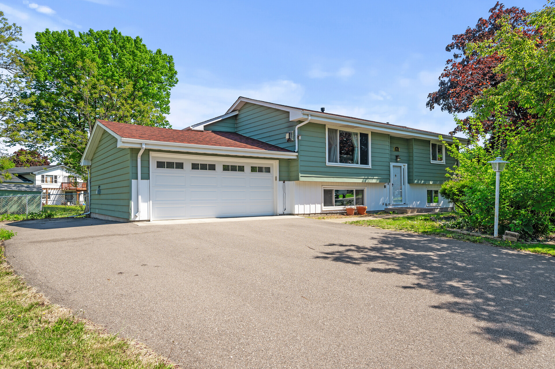 01 4954 Zealand1 mls