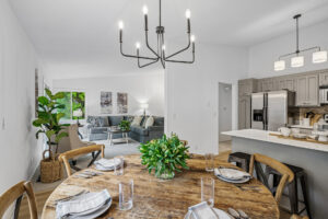 10_135_W_Eagle_Lake_Dr9_mls