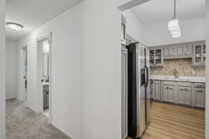 16_135_W_Eagle_Lake_Dr15_mls