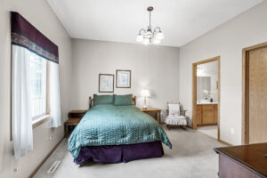 27_12_3rd_St_NW27_mls