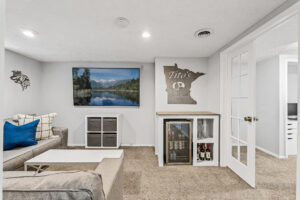 27_2837_Brunswick_Ave_S27_mls