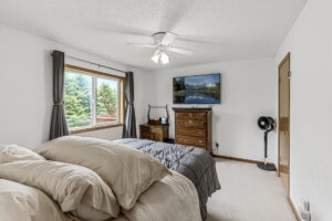 30_1980_Downing_Ave30_mls