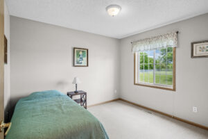 32_12_3rd_St_NW32_mls