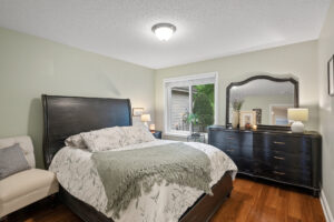 34_11939_Tiffany34_mls