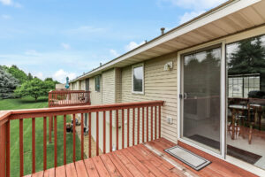 38_1980_Downing_Ave38_mls