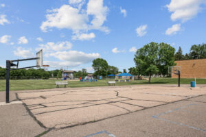 44_12_3rd_St_NW44_mls