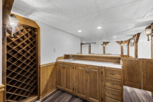 49_1928_Cleveland_St_NE24_mls