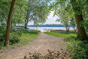 64_135_Eagle_Lake11_mls