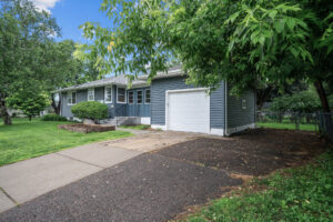 01_4857_Georgia1_mls