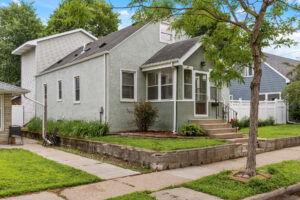 01_6049_Wentworth1_mls