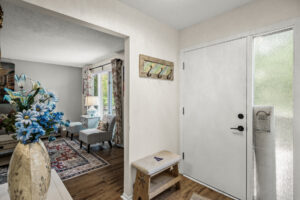 03_37_Birnamwood_Dr6_mls