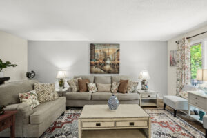 06_37_Birnamwood_Dr9_mls