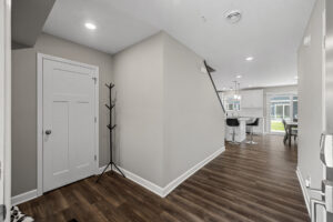 09_1144_Middlefield_Rd9_mls