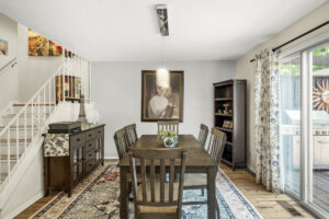 09_37_Birnamwood_Dr12_mls