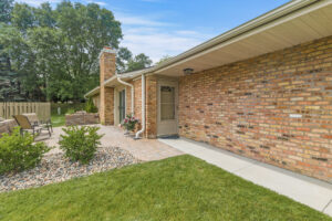 13_1965_Juneau_Ln_N14_mls