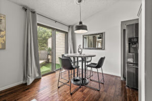 13_7210_Perry_Ct_W13_mls