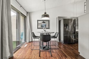 14_7210_Perry_Ct_W14_mls