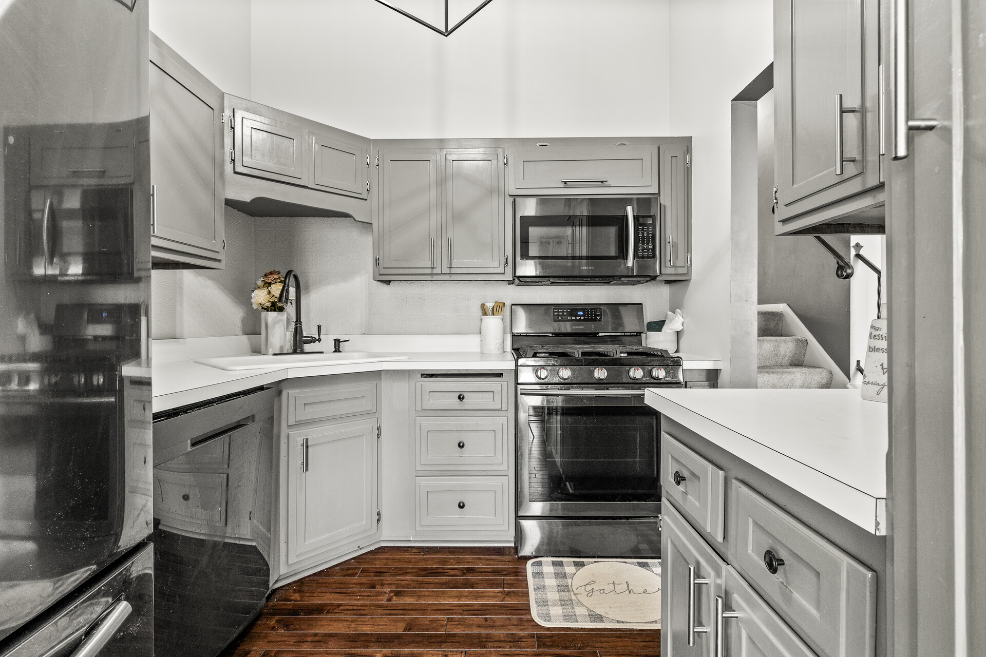 15 7210 Perry Ct W15 mls