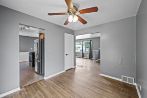 18_7206_June_Ave_N16_mls