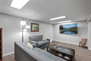 25_2646_Greenmeadow31_mls