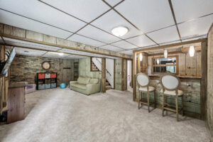 26_805_Ithaca_Ln_N29_mls