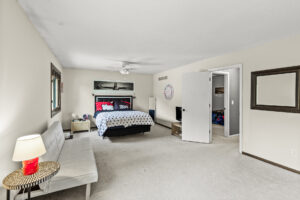 28_7210_Perry_Ct_W28_mls