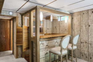 29_805_Ithaca_Ln_N32_mls