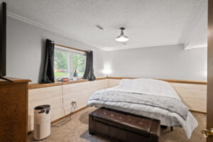 30_11810_Larabee30_mls