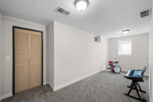 31_805_Ithaca_Ln_N34_mls