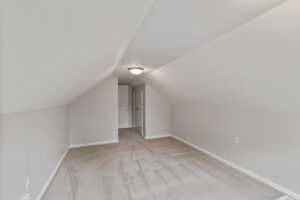 32_6049_Wentworth26_mls