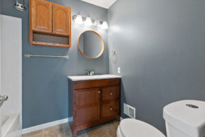 38_6049_Wentworth31_mls