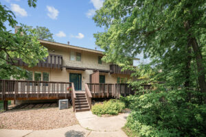 39_37_Birnamwood_Dr1_mls