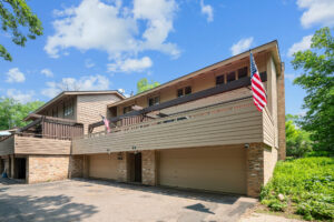 42_37_Birnamwood_Dr43_mls