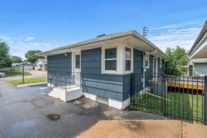 45_7206_June_Ave_N38_mls