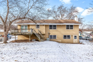 54_1813_Stinson44_mls