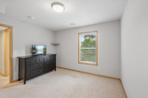 63_9228_Queensland63_mls