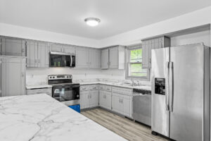 68_1813_Stinson_Blvd_Kitchen_Living_Room_Reshoot8_mls