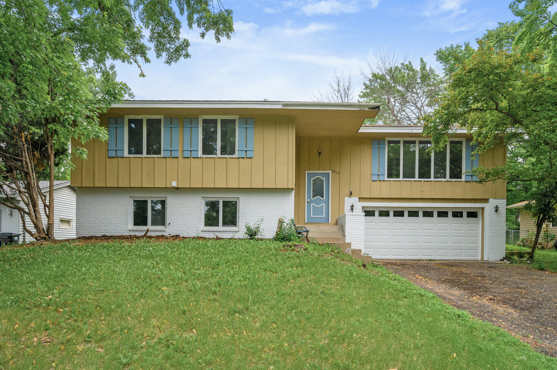 75 1813 Stinson Blvd5 mls